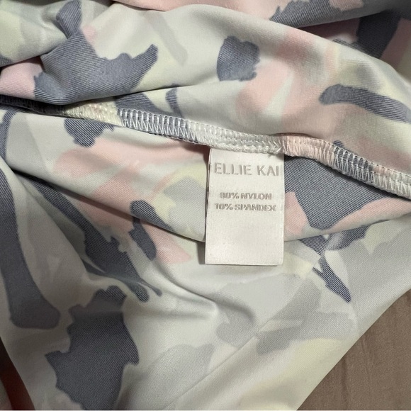 Ellie Kai Vibrant Floral Midi Dress - Picture 4 of 5